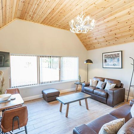Osprey Lodge 1 With Hot Tub Newton Stewart Eksteriør bilde