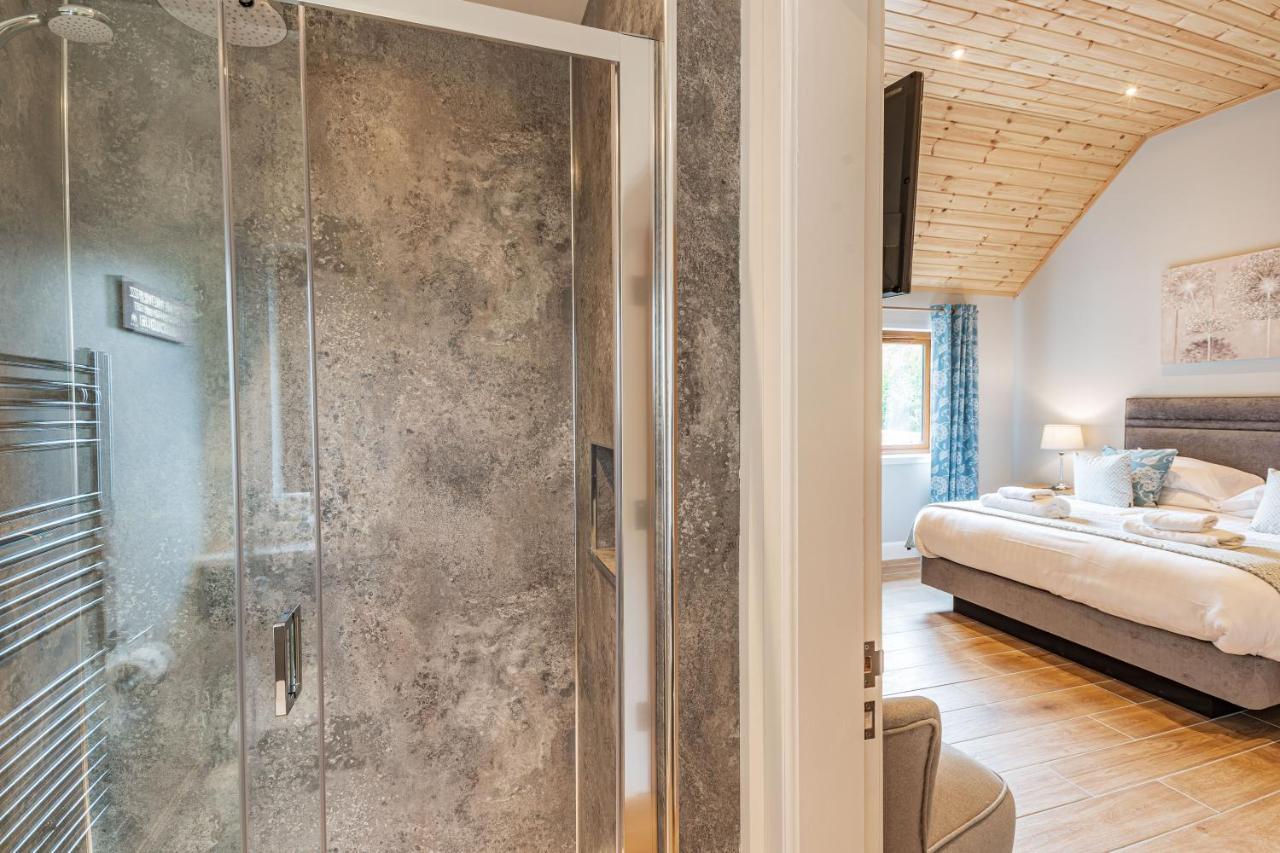 Osprey Lodge 1 With Hot Tub Newton Stewart Eksteriør bilde