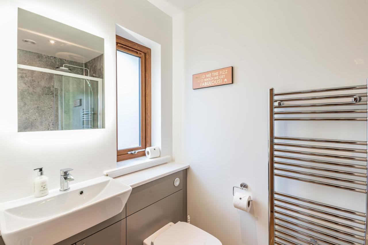 Osprey Lodge 1 With Hot Tub Newton Stewart Eksteriør bilde