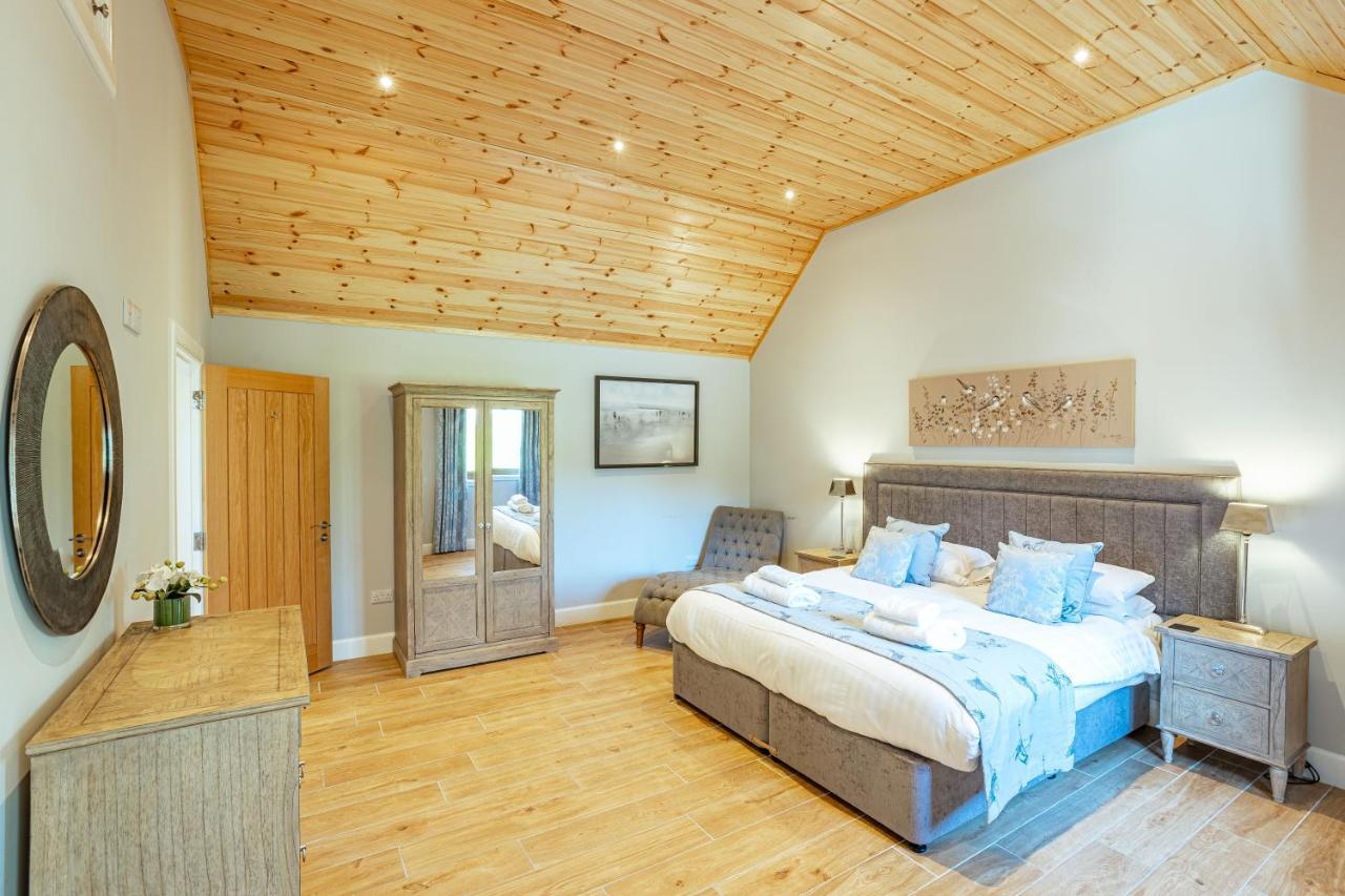 Osprey Lodge 1 With Hot Tub Newton Stewart Eksteriør bilde