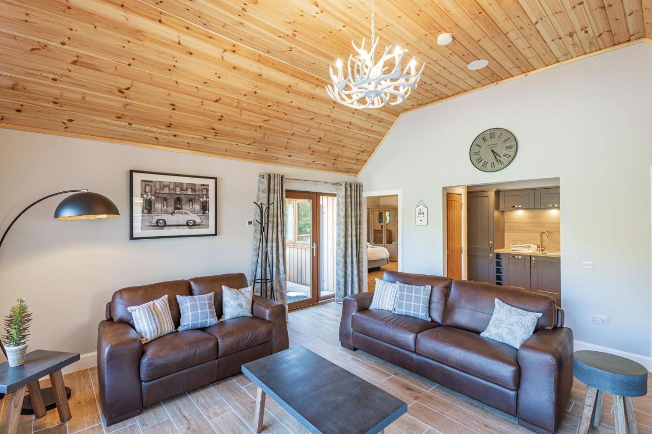 Osprey Lodge 1 With Hot Tub Newton Stewart Eksteriør bilde