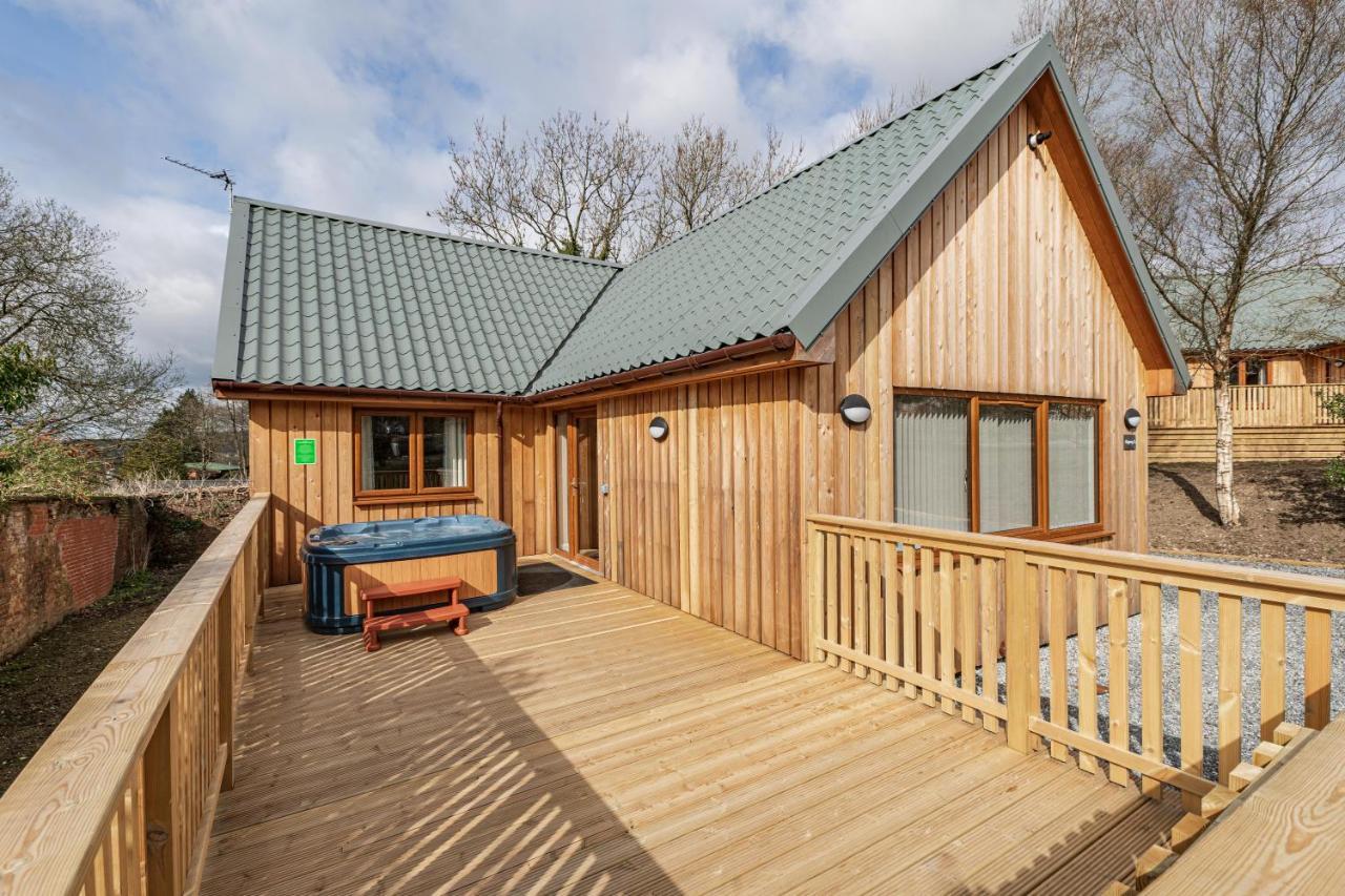 Osprey Lodge 1 With Hot Tub Newton Stewart Eksteriør bilde